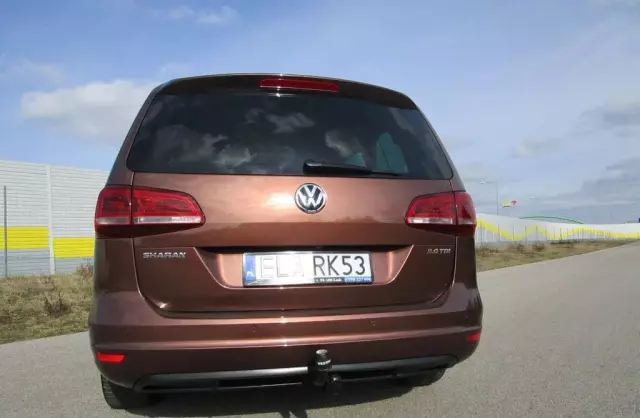 VOLKSWAGEN Sharan 