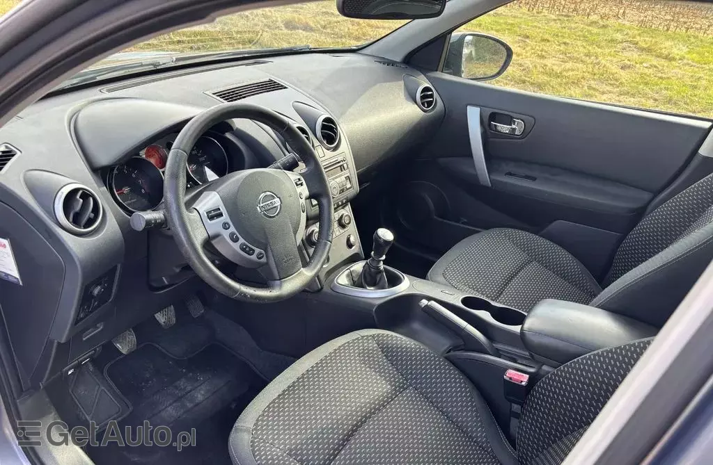 NISSAN Qashqai 