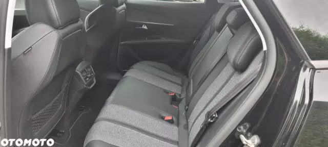 PEUGEOT 3008 Allure 130 S&S Aut.