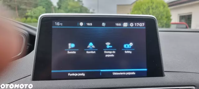 PEUGEOT 3008 Allure 130 S&S Aut.