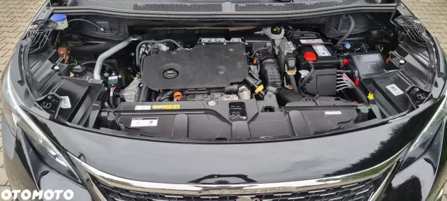 PEUGEOT 3008 Allure 130 S&S Aut.