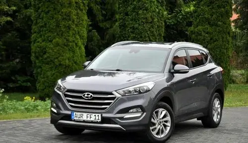 HYUNDAI Tucson 