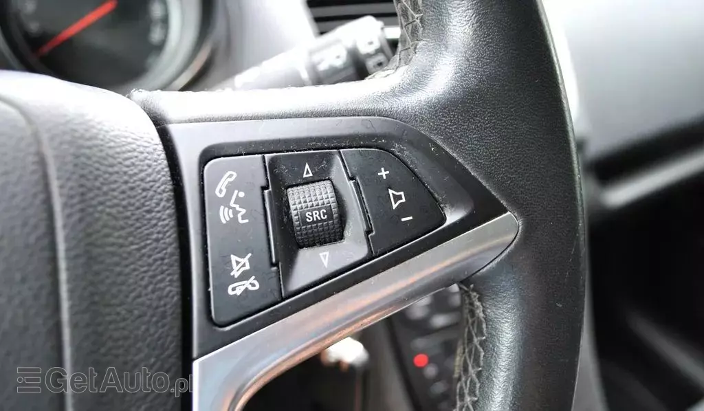 OPEL Meriva 1.7 DTC (110 KM)