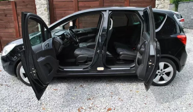 OPEL Meriva 1.7 DTC (110 KM)