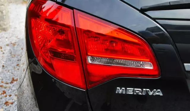 OPEL Meriva 1.7 DTC (110 KM)