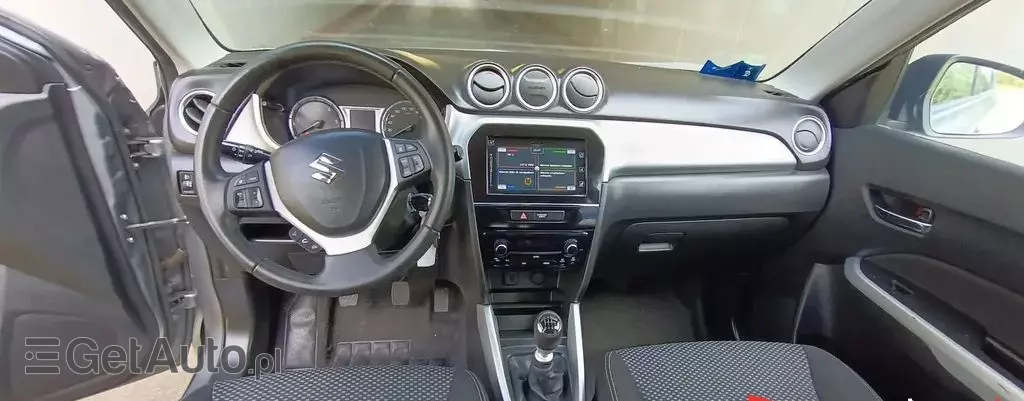SUZUKI Vitara 