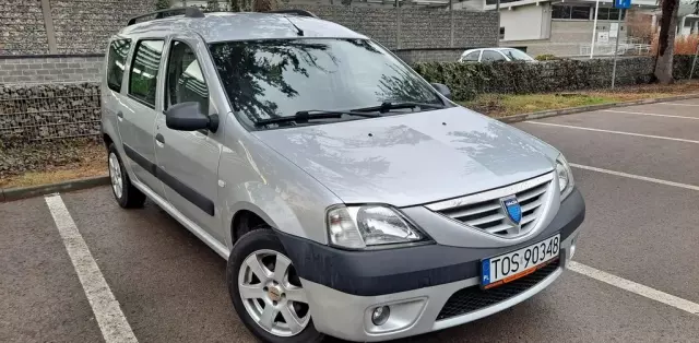 DACIA Logan 