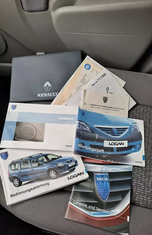 DACIA Logan 