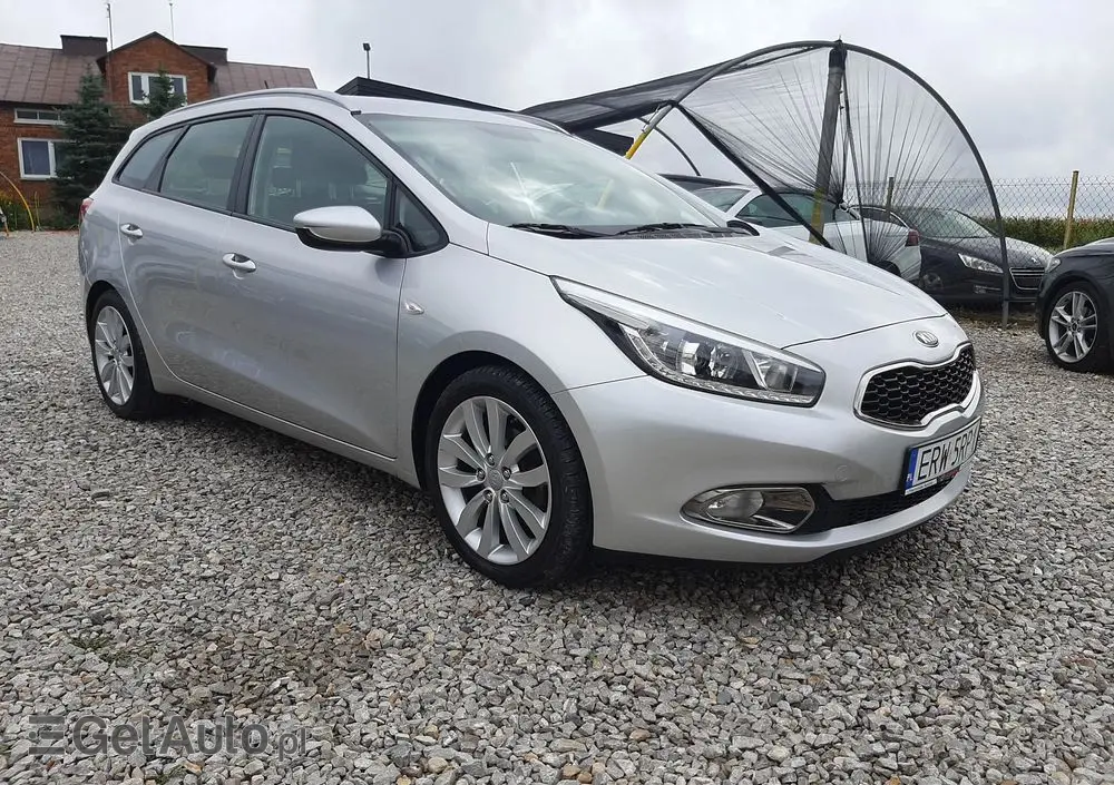 KIA Ceed 1.6 GDI SW Dream-Team Edition