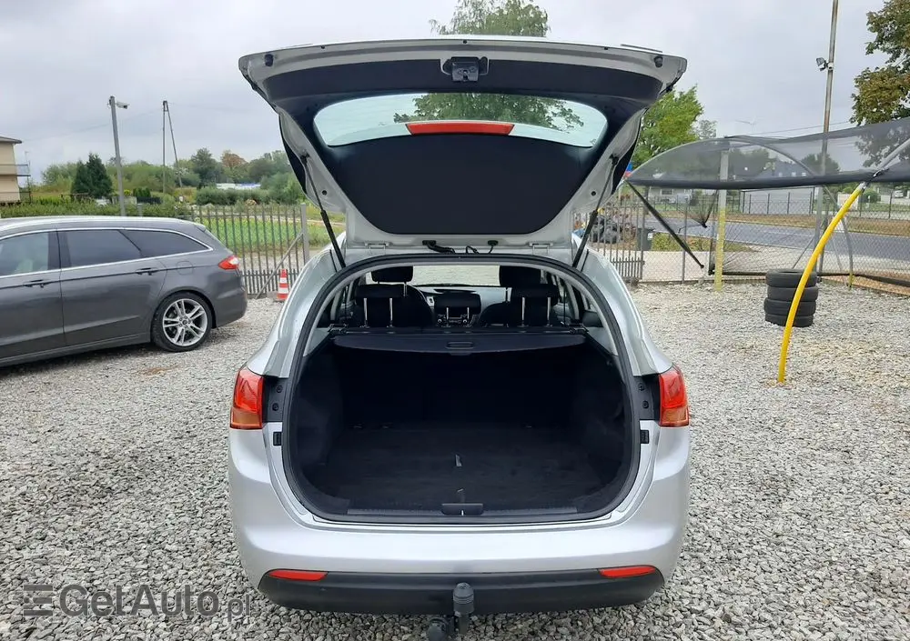 KIA Ceed 1.6 GDI SW Dream-Team Edition