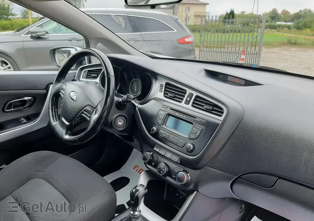 KIA Ceed 1.6 GDI SW Dream-Team Edition