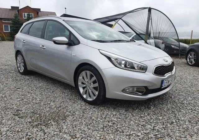 KIA Ceed 1.6 GDI SW Dream-Team Edition