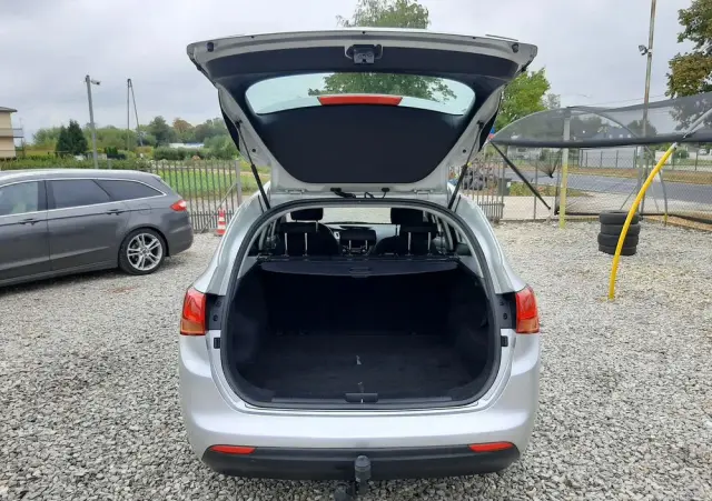 KIA Ceed 1.6 GDI SW Dream-Team Edition