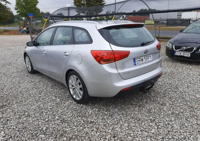 KIA Ceed 1.6 GDI SW Dream-Team Edition
