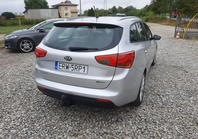 KIA Ceed 1.6 GDI SW Dream-Team Edition