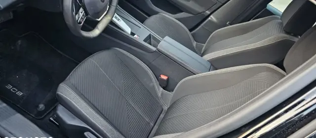 PEUGEOT 308 BlueHDi 130 EAT8 Allure