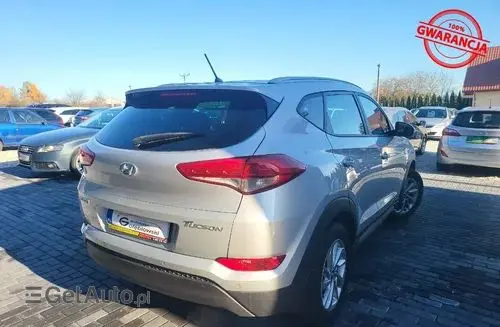 HYUNDAI Tucson 