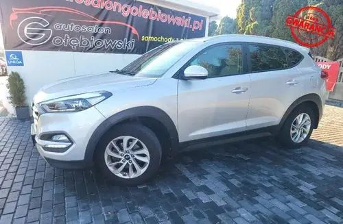 HYUNDAI Tucson 