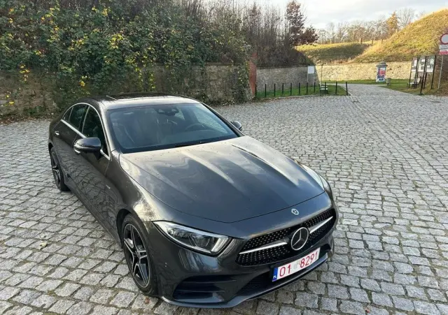MERCEDES-BENZ CLS 