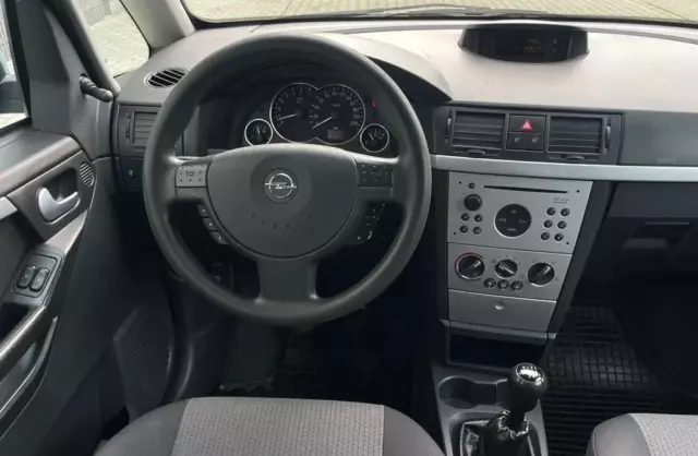 OPEL Meriva 