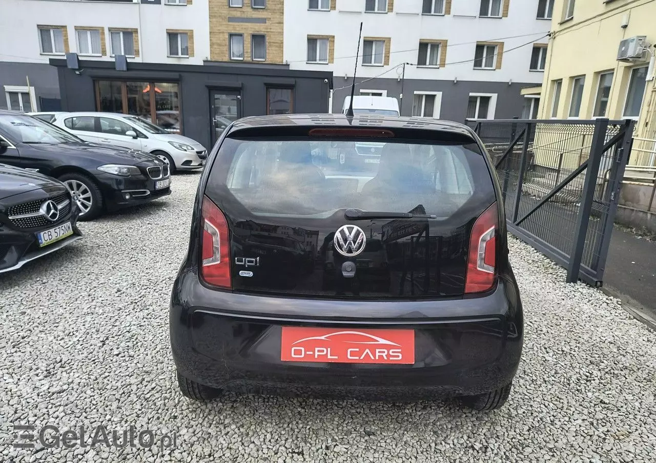 VOLKSWAGEN Up! 