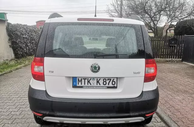 SKODA Yeti 