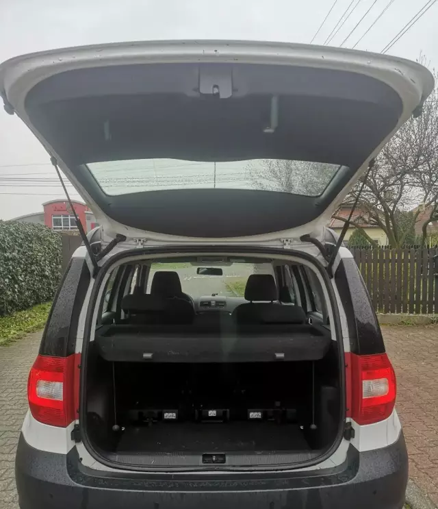 SKODA Yeti 