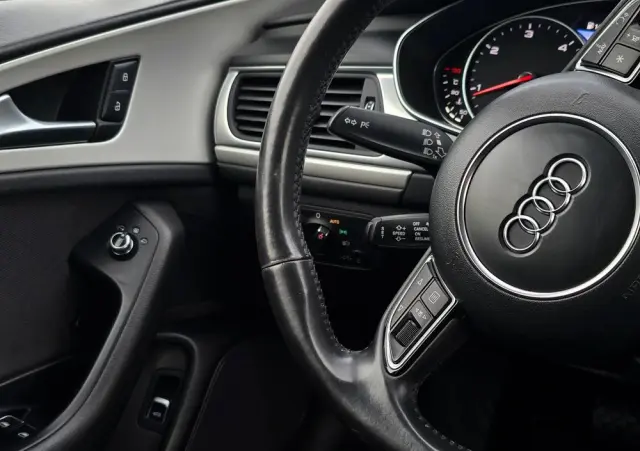 AUDI A6 Avant 2.0 TDI Quattro S tronic