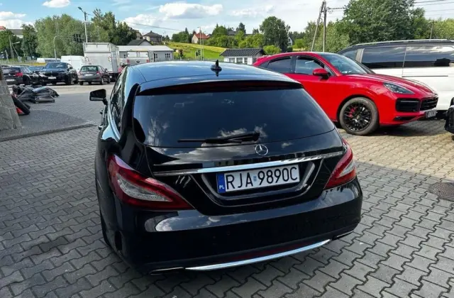 MERCEDES-BENZ CLS 