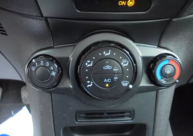 FORD Fiesta 1.25 Ambiente