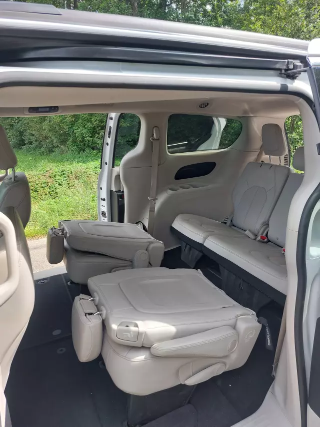 CHRYSLER VOYAGER PACIFICA  