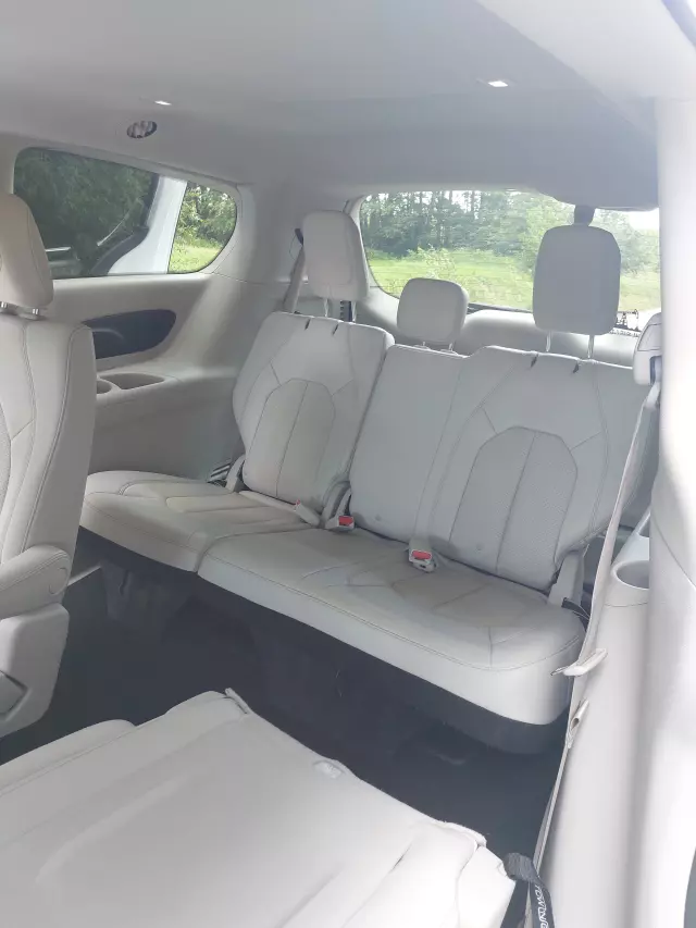 CHRYSLER VOYAGER PACIFICA  