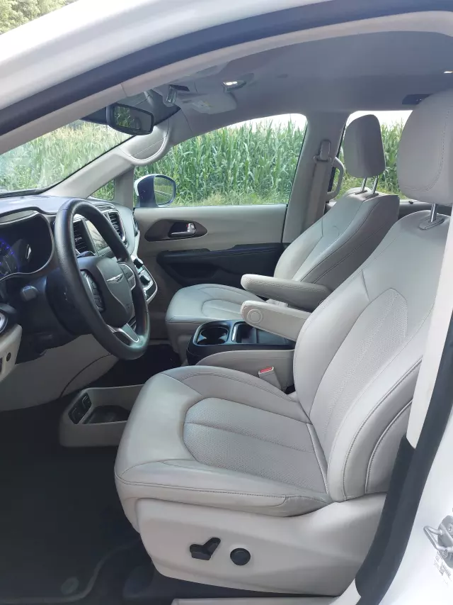 CHRYSLER VOYAGER PACIFICA  