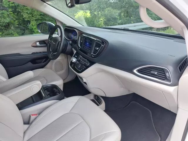 CHRYSLER VOYAGER PACIFICA  