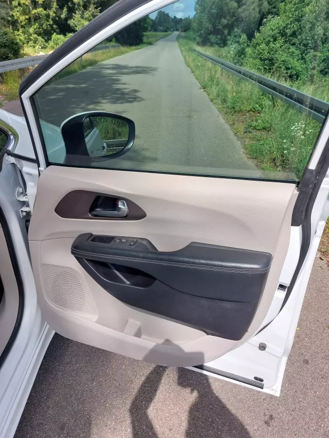 CHRYSLER VOYAGER PACIFICA  