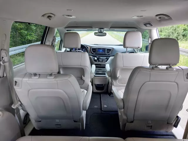 CHRYSLER VOYAGER PACIFICA  