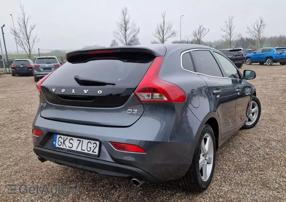 VOLVO V40 D3 Geartronic Summum