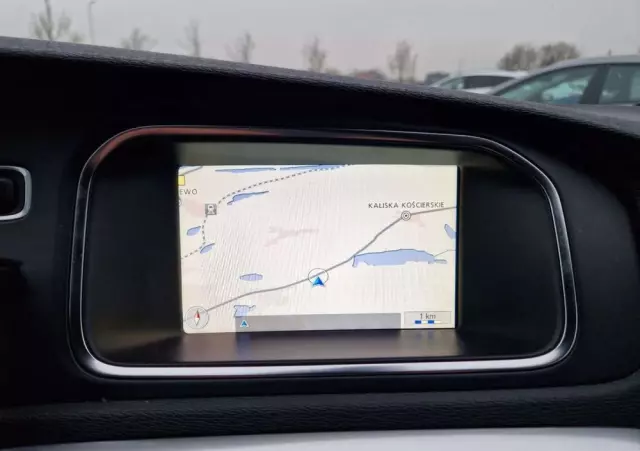 VOLVO V40 D3 Geartronic Summum