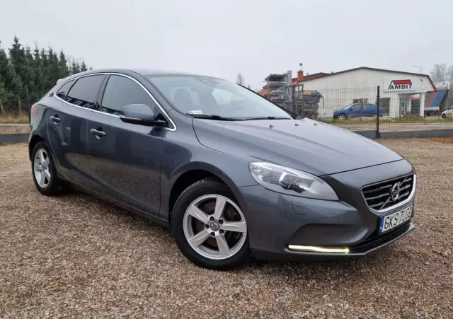 VOLVO V40 D3 Geartronic Summum