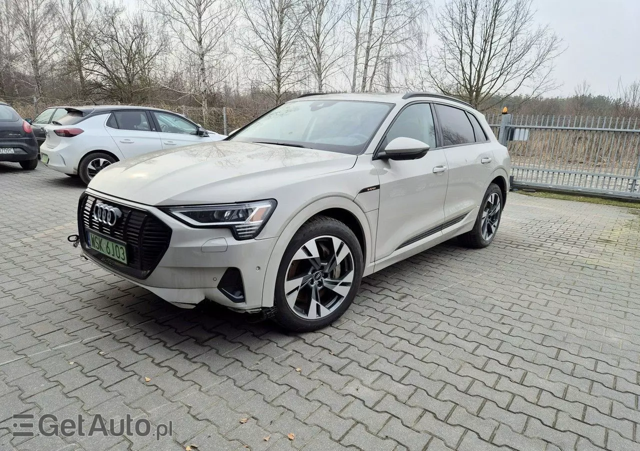 AUDI E-tron 55 Quattro