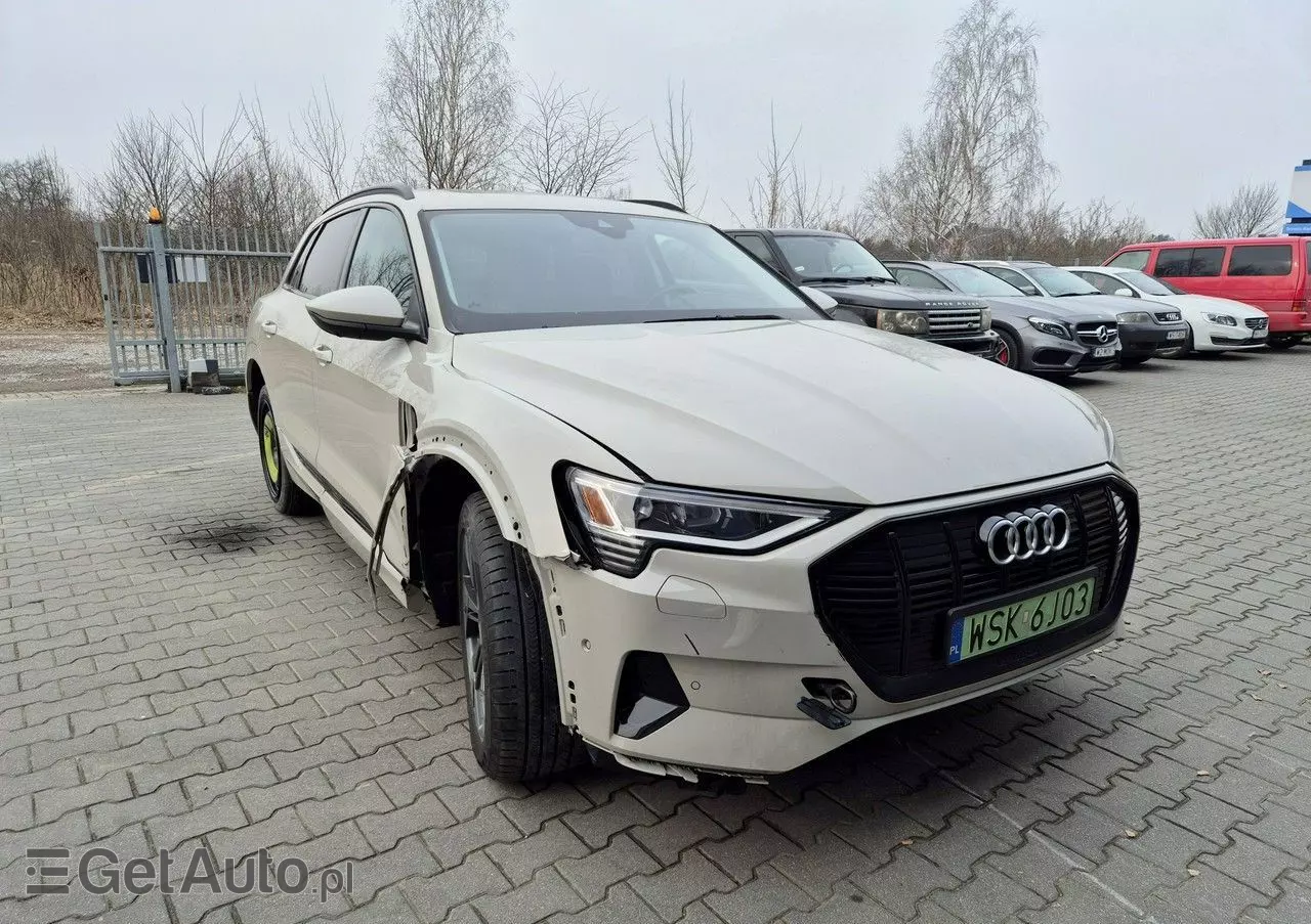 AUDI E-tron 55 Quattro