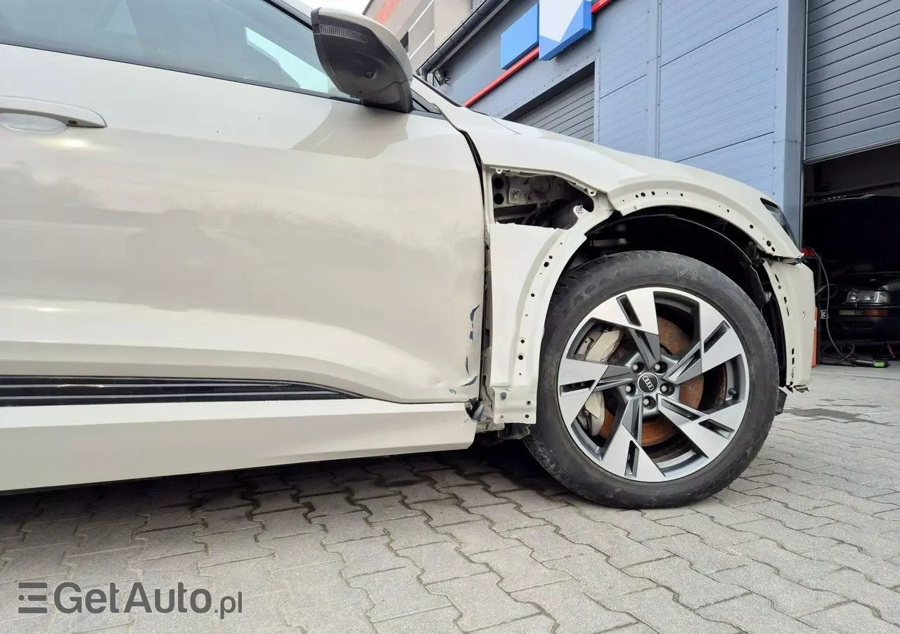 AUDI E-tron 55 Quattro