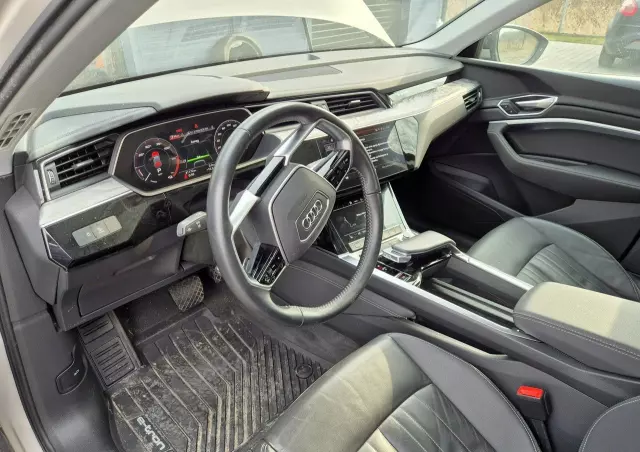 AUDI E-tron 55 Quattro