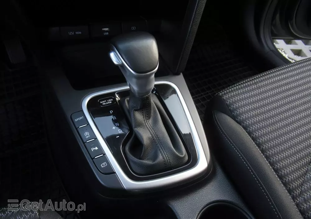 KIA Ceed 1.5 T-GDI M DCT