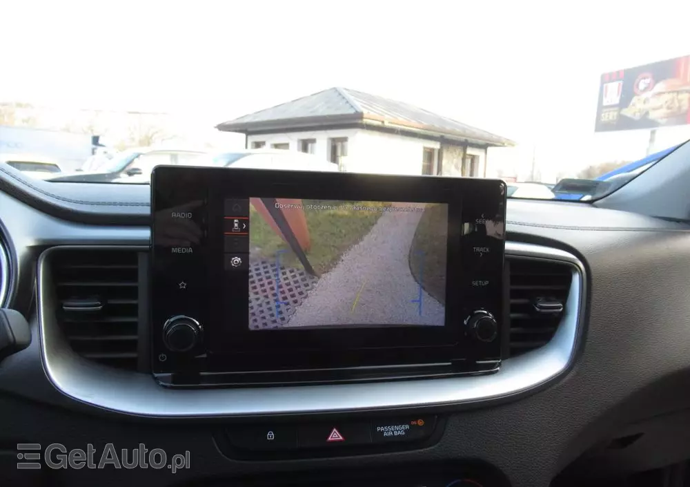 KIA Ceed 1.5 T-GDI M DCT