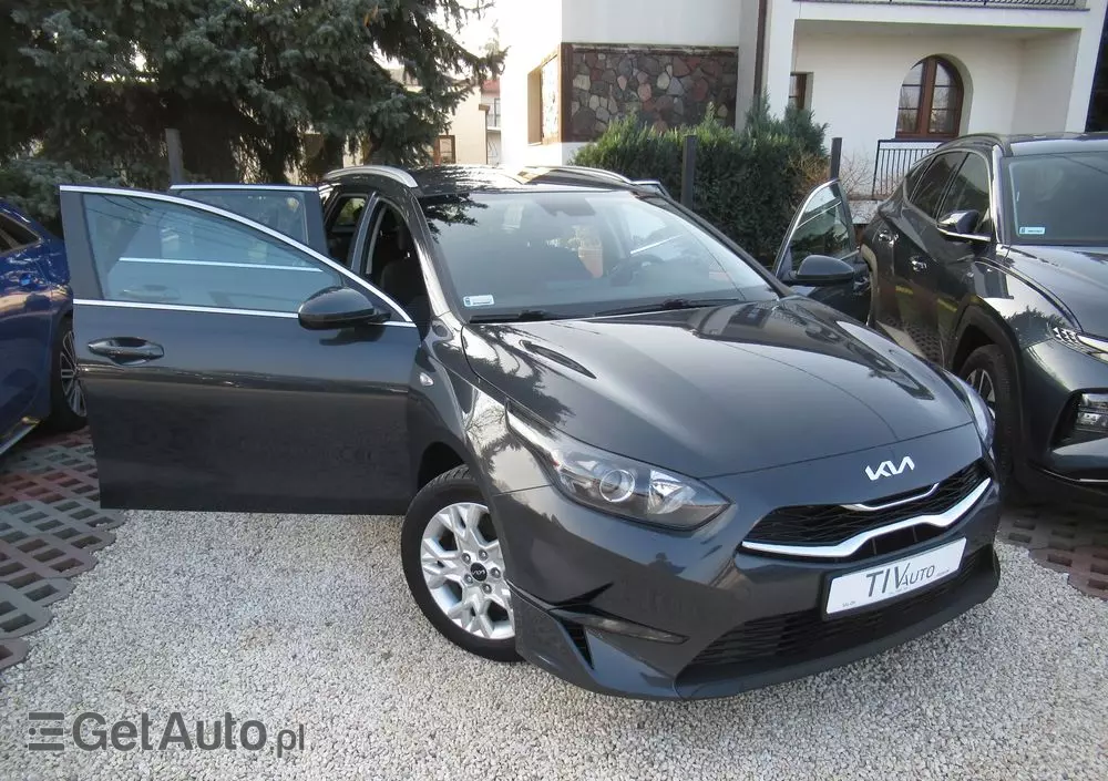 KIA Ceed 1.5 T-GDI M DCT