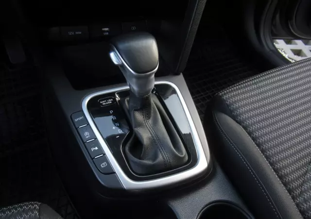 KIA Ceed 1.5 T-GDI M DCT