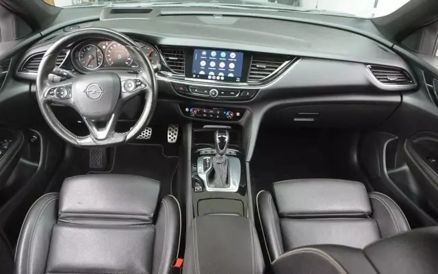 OPEL Insignia Sports Tourer 2.0 Direct Inj Trb 4x4 Innovation
