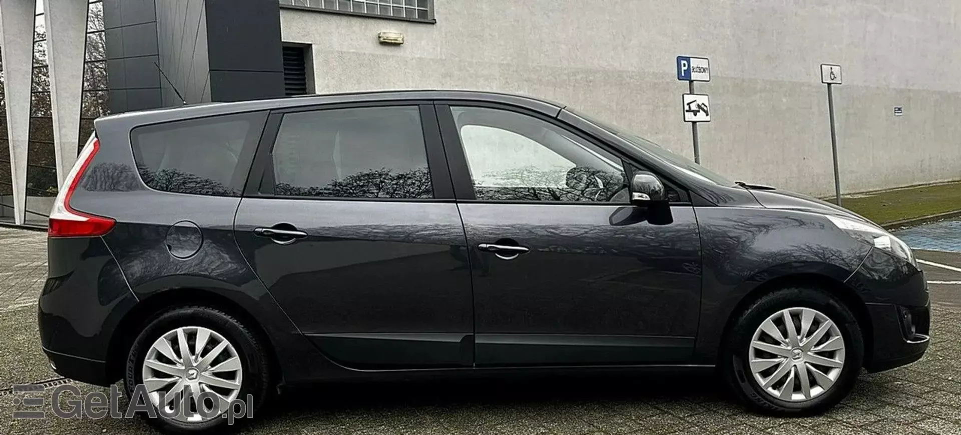 RENAULT Grand Scenic 