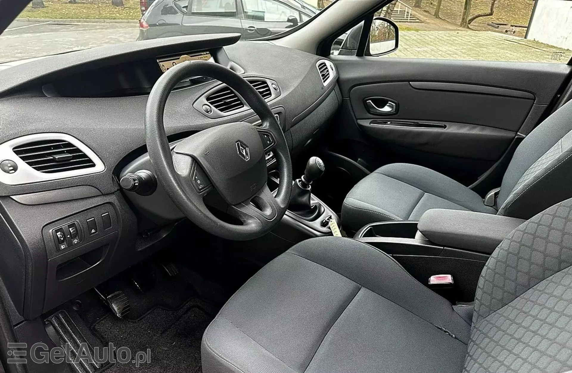 RENAULT Grand Scenic 
